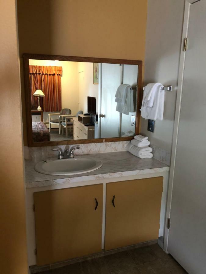 Polson Park Motel 弗农 外观 照片